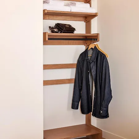 Alfred Centre Wilson - Renove ホテル 3*