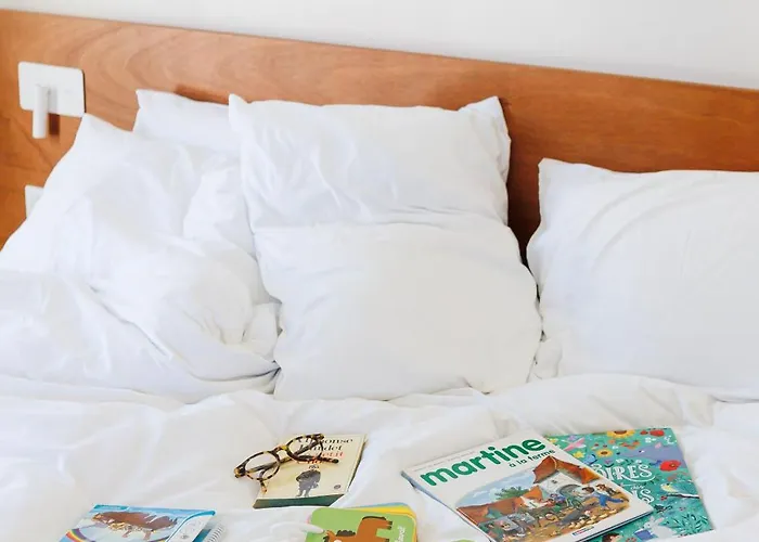 Alfred Centre Wilson - Rénové Hotel