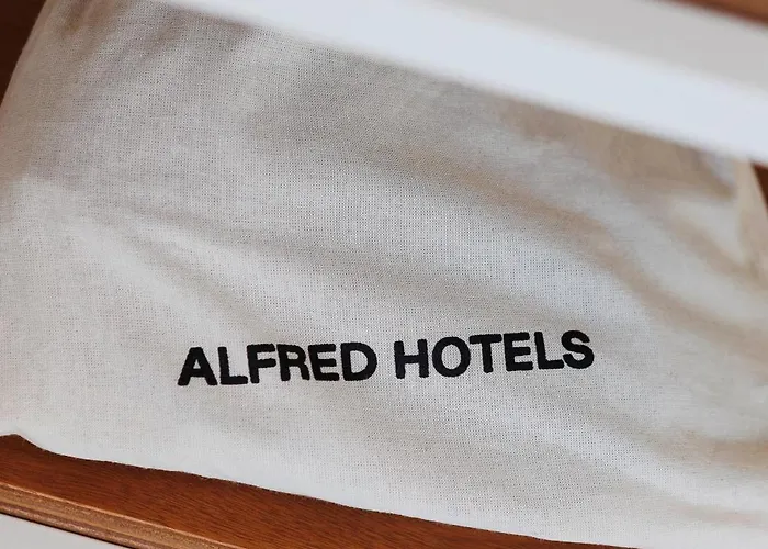 Alfred Centre Wilson - Renove 3*